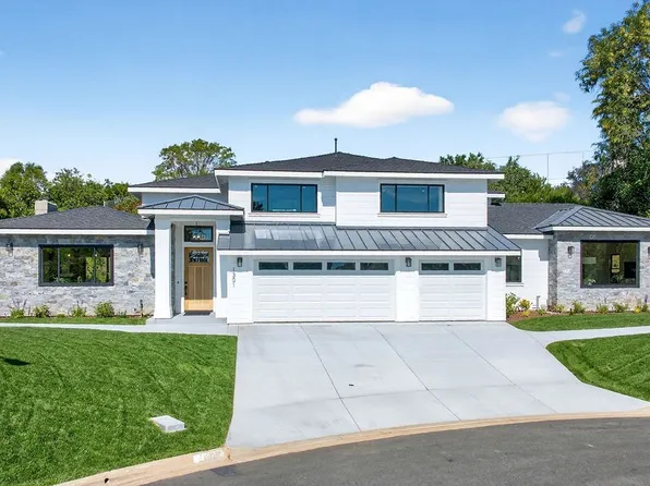 1301 Smokewood Dr, Santa Ana, CA 92705