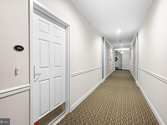 4th image of 200 W Elm St Suite 1314