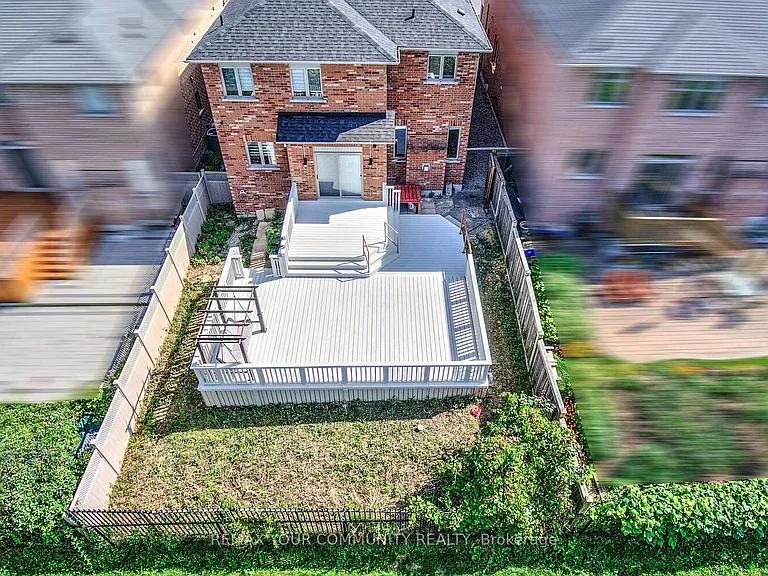 76 Ivy Glen Dr — Photo 36