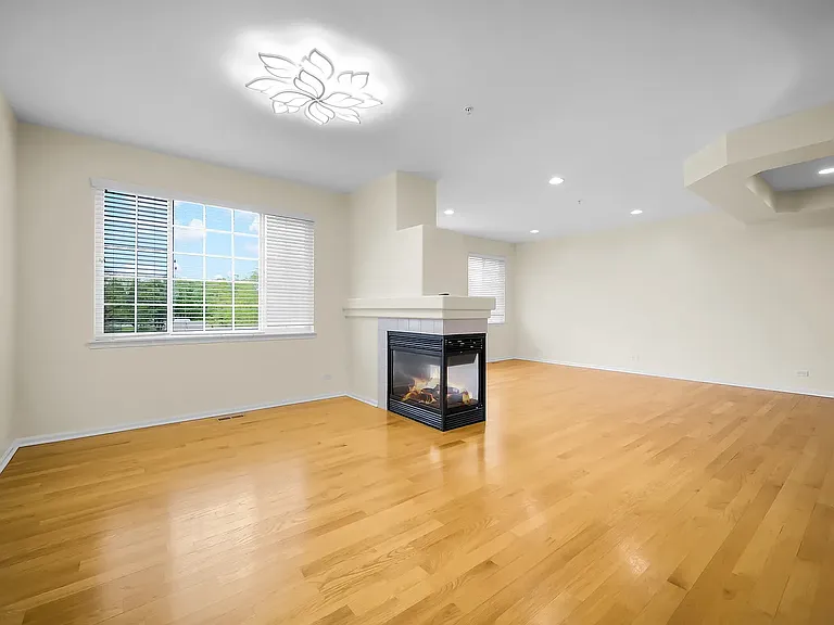1028 Orchard Pond Ct #1028 — Photo 13