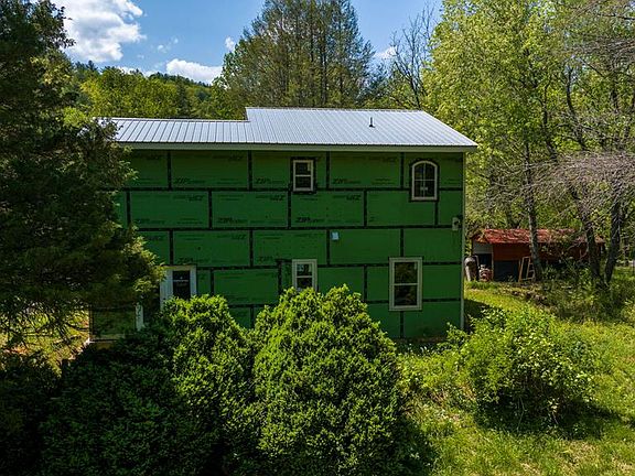 4th image of 1132 Dockery Creek Rd