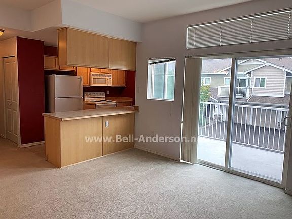 4th image of 6330 Isaac Ave SE