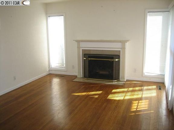 2nd image of 520 Civic Center St