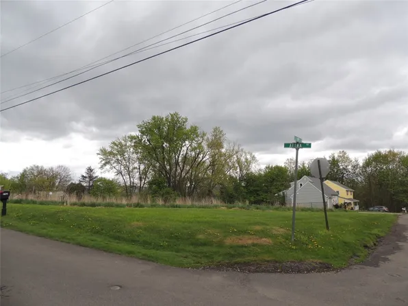 426-428 430 Ivy Pl, Johnson City, NY 13790