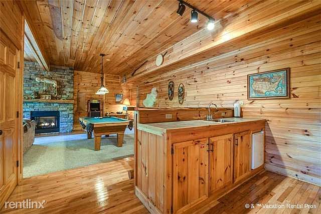 The convenient wet bar