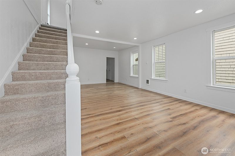 5th image of 605 W 1st Street