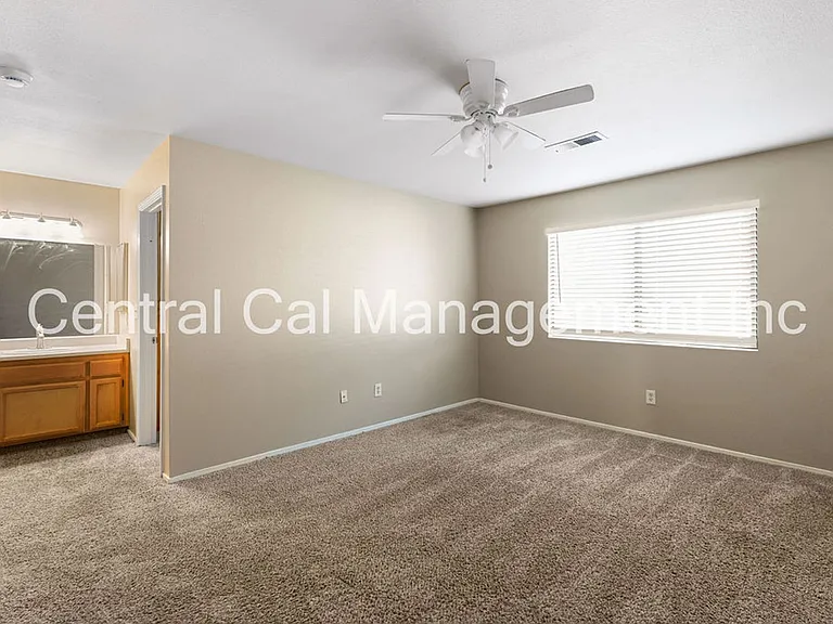 8502 Laborough Dr — Photo 16