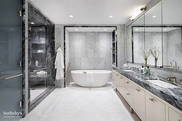 Sold by Sotheby's International Realty | media 29