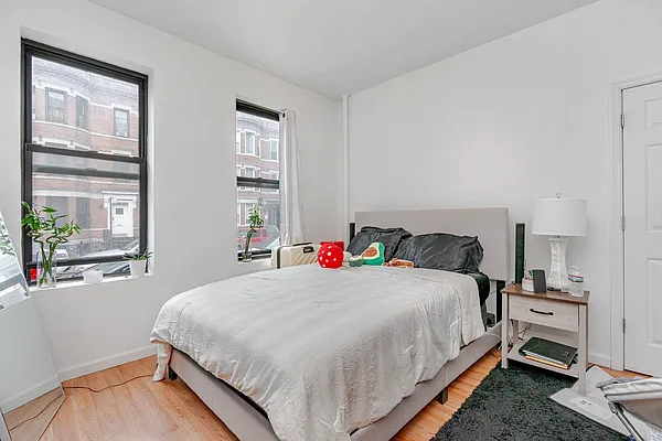 Rented by Modern Spaces | media 4