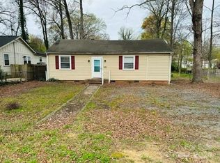 2429 Barry St, Charlotte, NC 28205