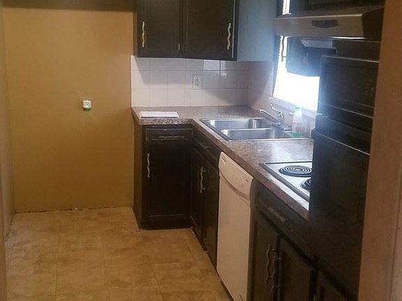 4th image of 9406 Fairwood Dr