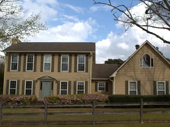 143 Cedar Rock Rd, Leeds, AL 35094