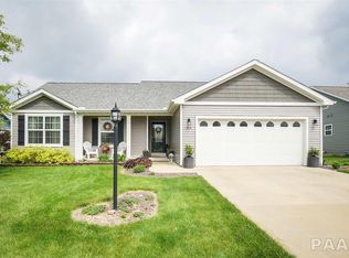 709 Simon St, Washington, IL 61571