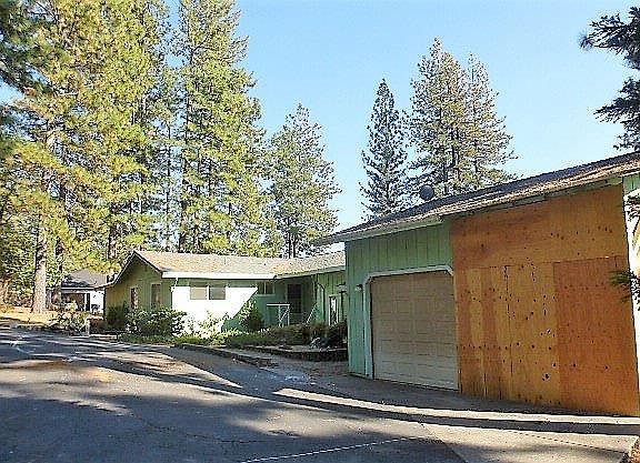 4th image of 20170 Redwood Dr
