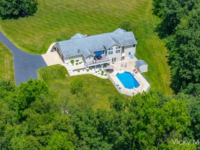 817 Pheasant Ridge Dr, Hastings, MI, 49058