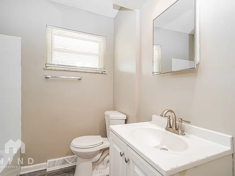 1053 Wiltshire Rd — Photo 13
