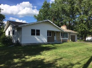 210 W Spaulding St, Watertown, WI 53098