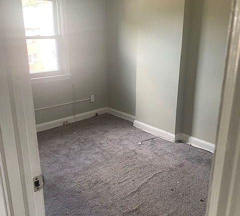 5th image of 4 N Pennewell Dr