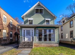 48 Broad St, Washington, NJ 07882