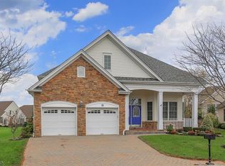11 Independence Ct, Somerset, NJ 08873