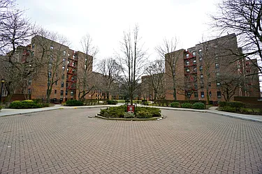 Sold by Anna Pinto Realty