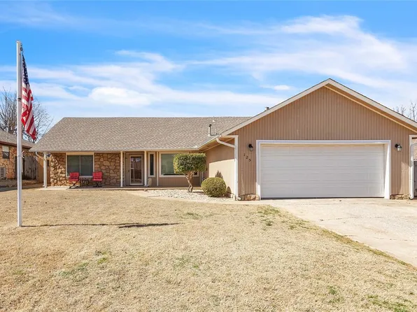 125 Lochwood Pl, Yukon, OK 73099