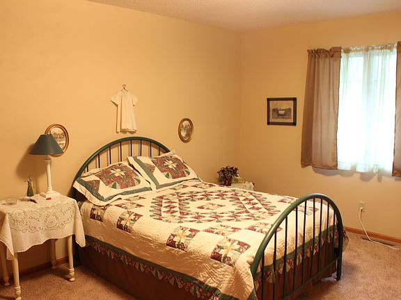 2nd Upstairs Bedroom