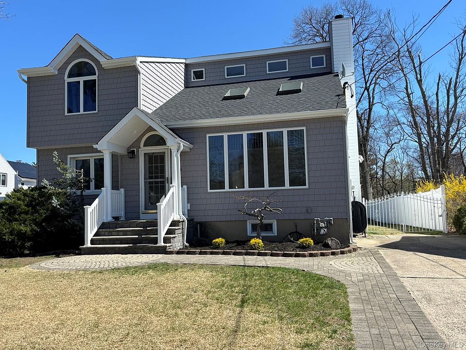 1st image of 2689 Cedar Court