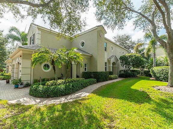 2nd image of 5224 Bouchard Cir #102
