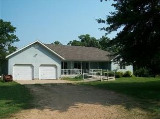 1138 W Riverdale Dr, Nixa, MO 65714