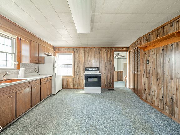 2nd image of 9100 S County Road 300 W