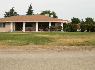 1536 W Marinette Ave, Exeter, CA 93221