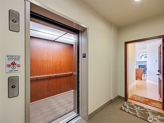 4th image of 1215 Lawrence Street #402