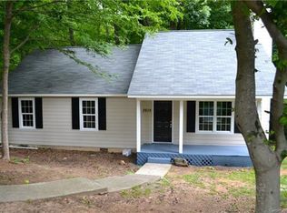 2919 Archdale Dr, Charlotte, NC 28210
