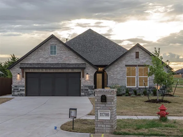 11700 Corie Nicole Ln, Yukon, OK 73099