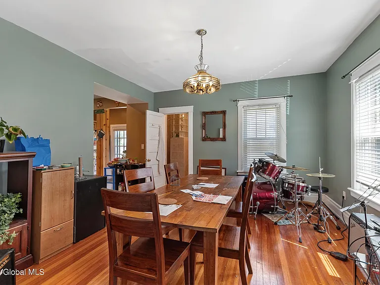 1503 Jacob St — Photo 6