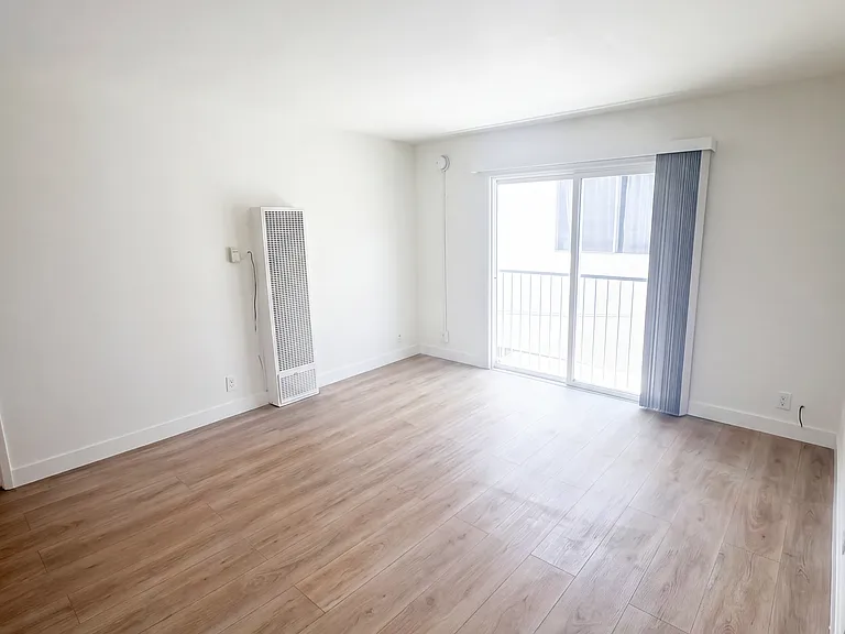 474 Sherman Ave #6 — Photo 5