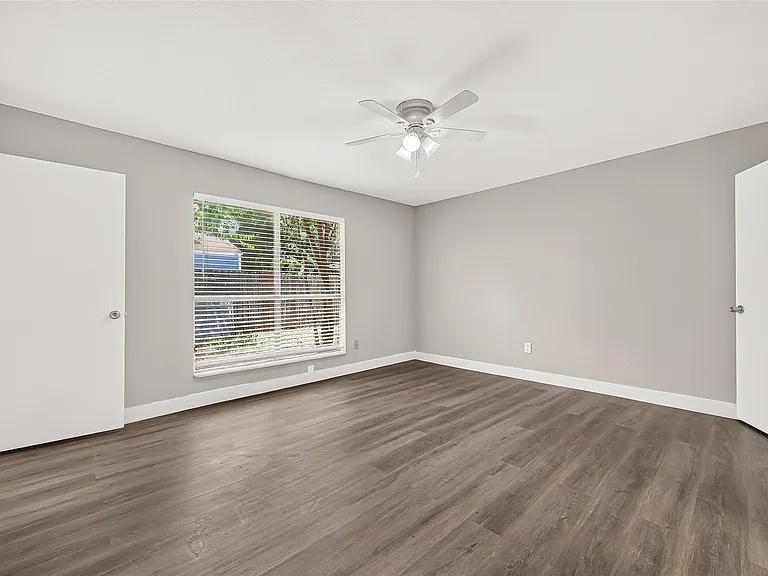 11202 Bandlon Dr — Photo 18