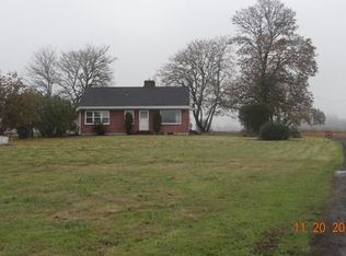 24507 Old River Rd, Junction City, OR 97448