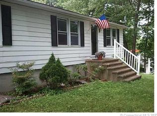 182 Pennsylvania Ave, Niantic, CT 06357