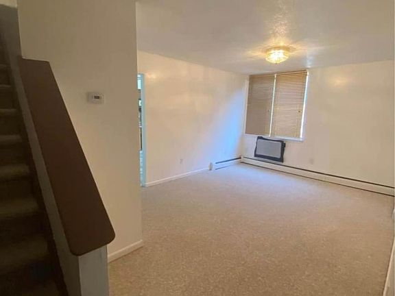 5th image of 130 Jefferson Ave #4
