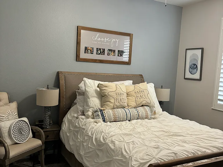 11920 Izarra Way — Photo 4