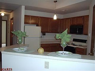 3rd image of 1108 Highland Oaks Ct Unit C