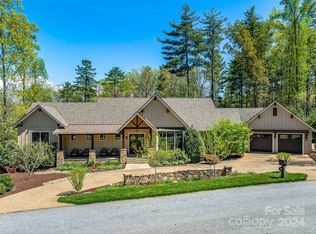 5 Stansbury Dr, Asheville, NC 28803