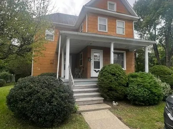 116 Washington St, Wind Gap, PA 18091