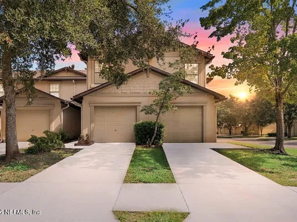 7705 HIGHCHAIR Lane, Jacksonville, FL 32210
