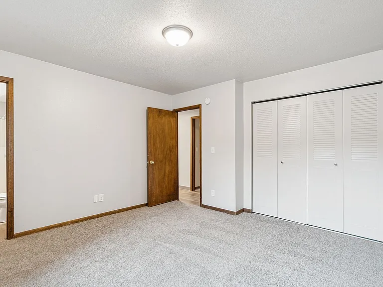Lantern Square Apartments Spacious 1, 2 & 3 Bedrooms — Photo 44