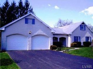 1324 S Krocks Rd, Allentown, PA 18106