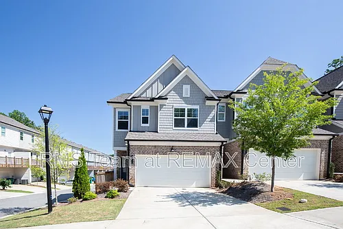 5125 Hillington Way Photo 1