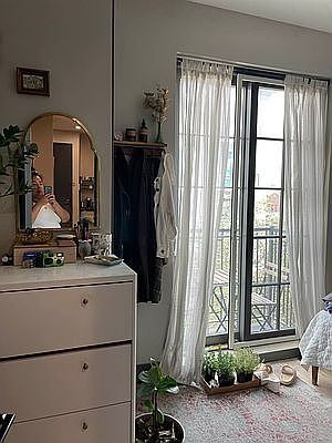 4th image of 417 Manhattan Ave #3